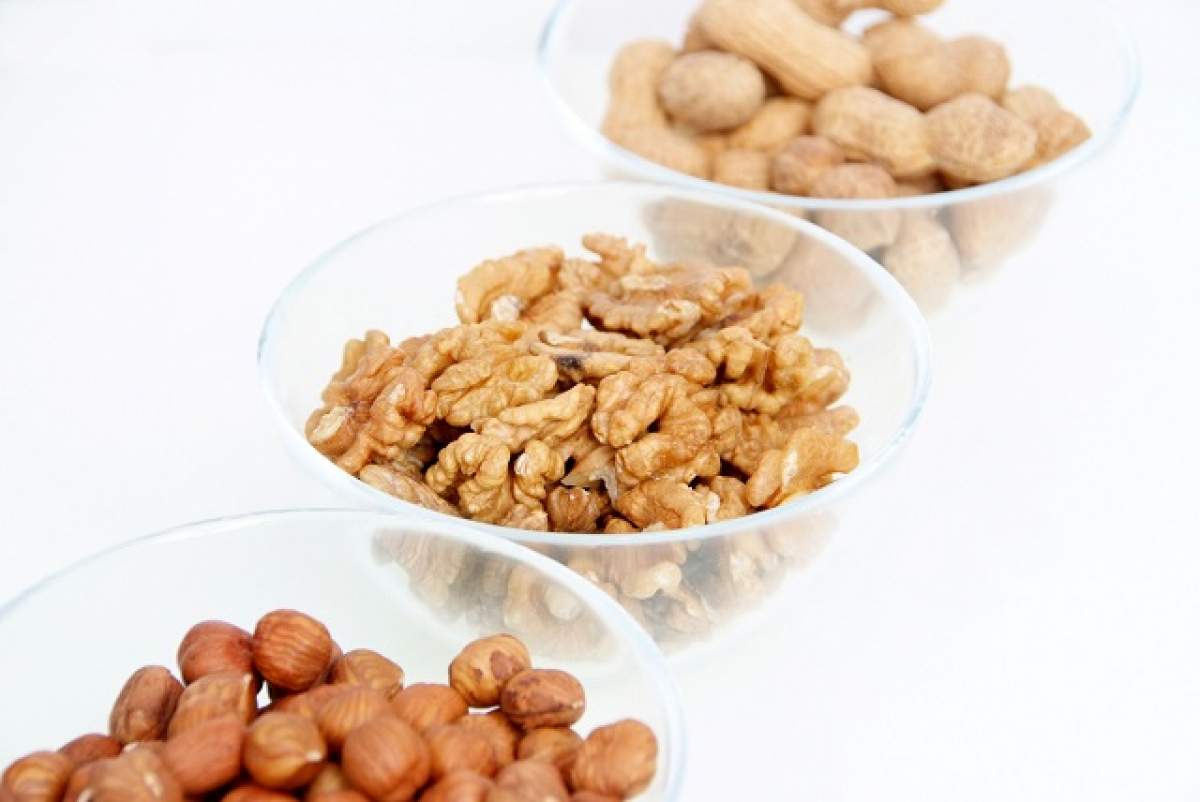 Nucile şi seminţele te scapă de senzaţia de foame. Când este indicat să le consumăm?