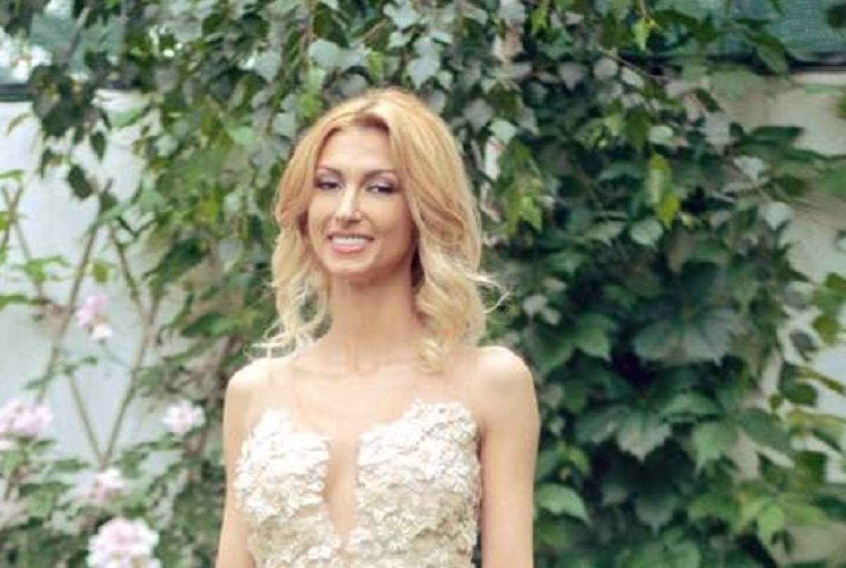 Andreea Bălan, ţinută de senzaţie la un eveniment monden: "Mă simt ca o prinţesă"
