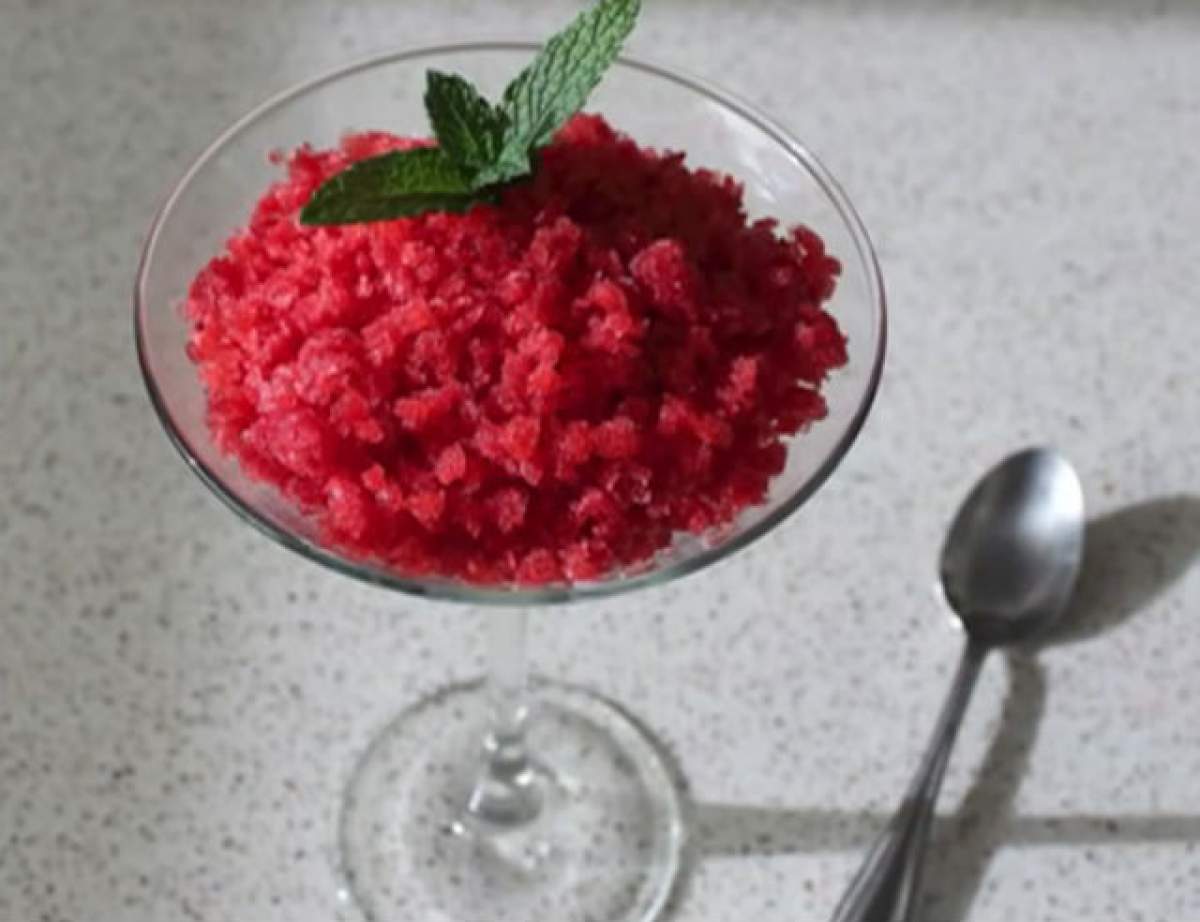 REŢETA ZILEI - Sâmbătă - Fresh şi rece: Granita cu pepene roşu