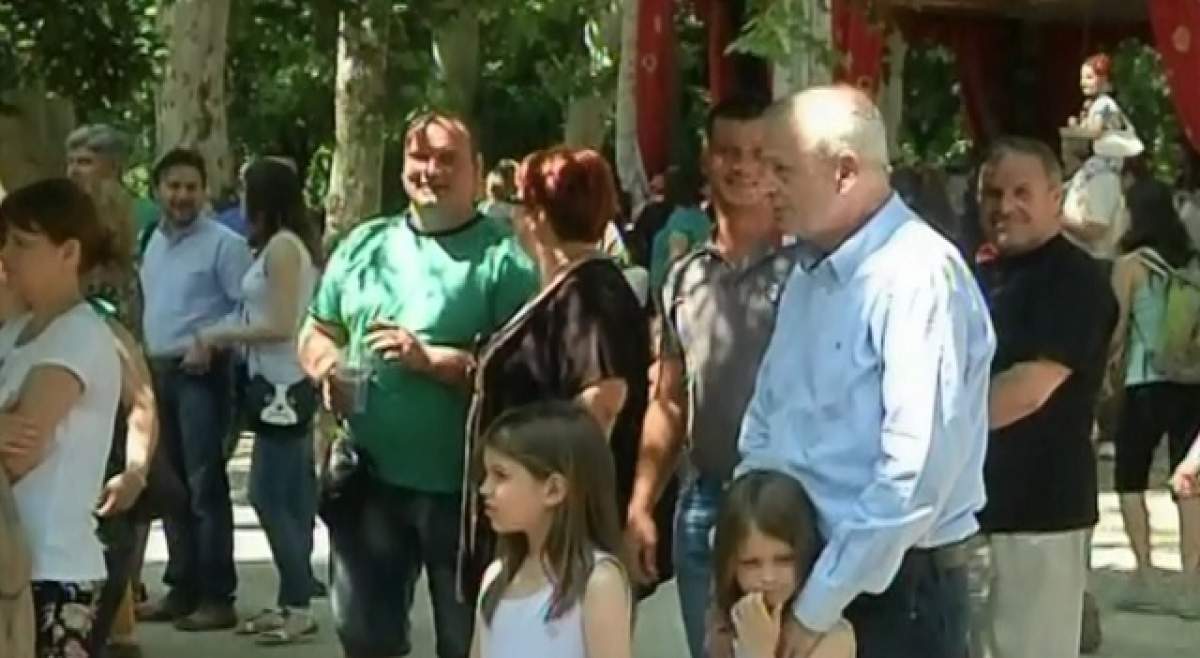 VIDEO / Imagini rare cu primarul Oprescu! Puţină lume l-a văzut în asemenea ipostaze!