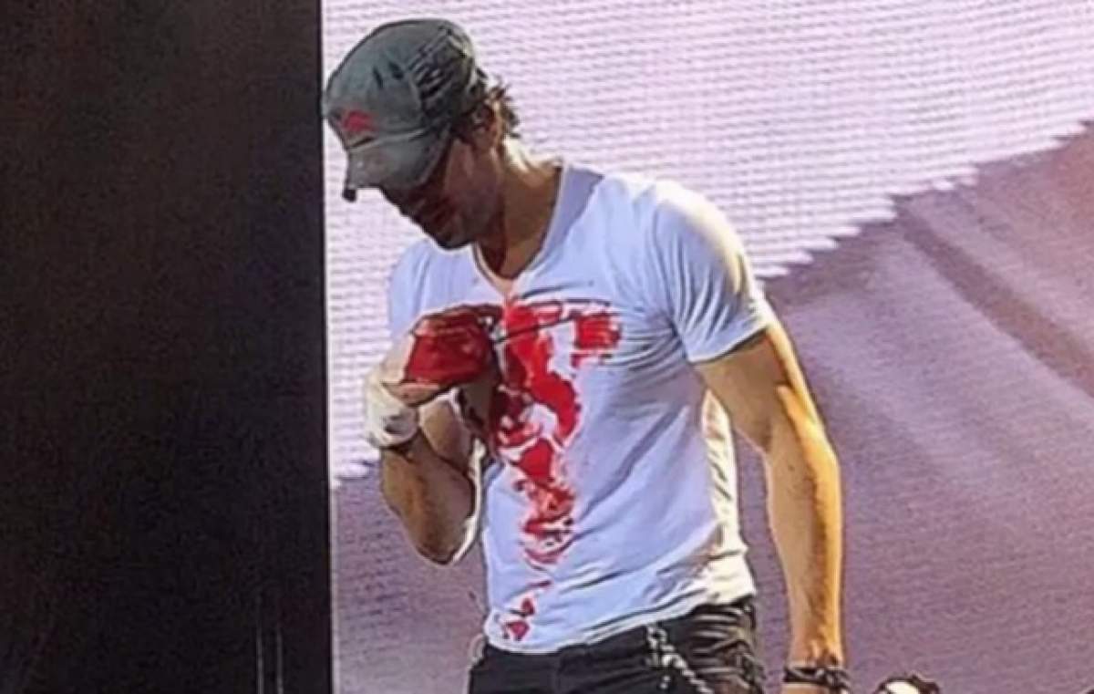 VIDEO / HORROR! Enrique Iglesias şi-a tăiat degetele în timpul unui concert