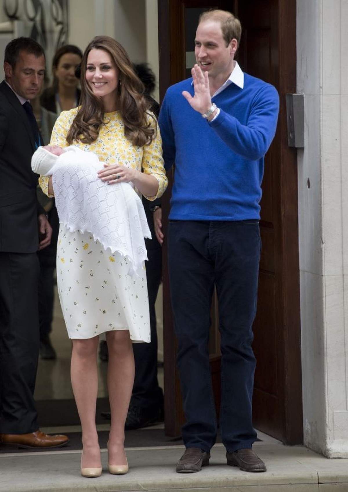 E oficial! Prinţul William şi Kate au dezvăluit numele fetiţei lor