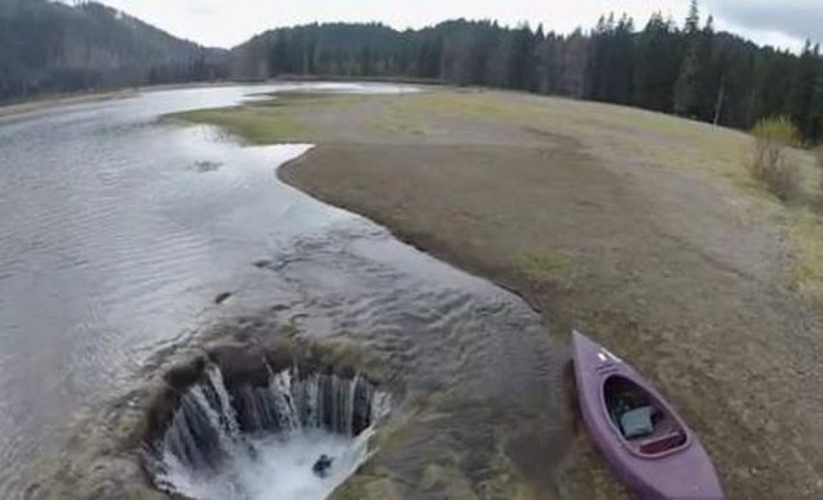 VIDEO / Misterul străvechi al "Lacului pierdut"! Apa dispare şi nimeni nu ştie unde