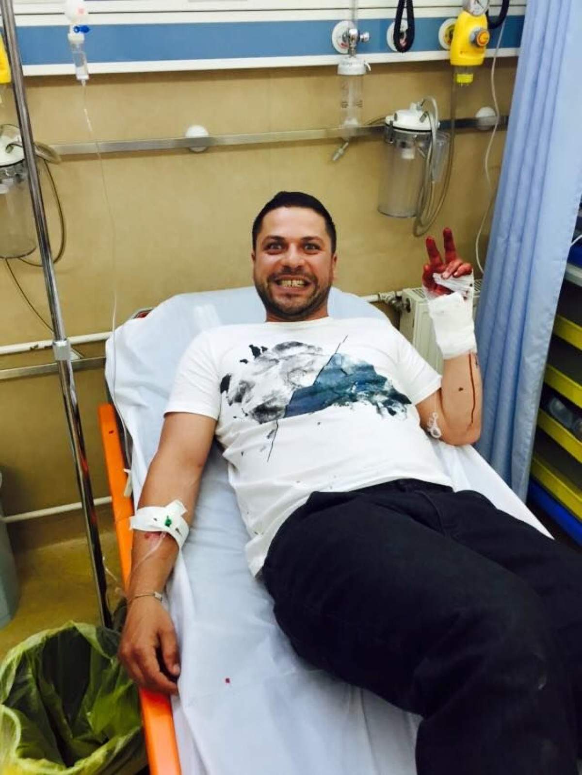 VIDEO / Imagini cu Augustin Viziru, după operaţia la mână! Prima declaraţie a actorului