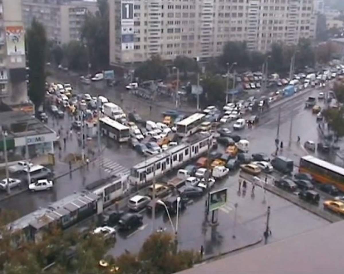 Trafic închis, sâmbătă și duminică, în zona bulevardelor Unirii și Libertății din Capitală!