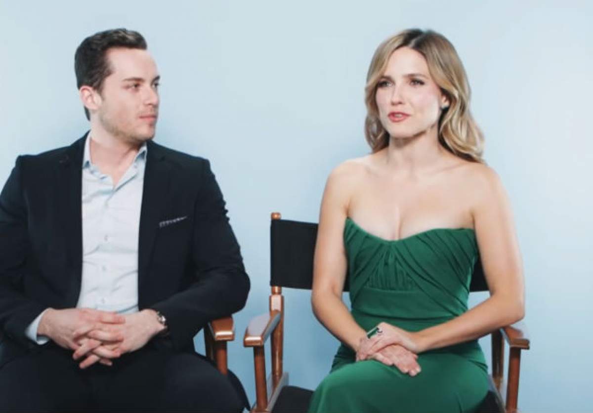 VIDEO / Actriţa Sophia Bush şi iubitul ei, Jesse Lee Soffer, s-au despărţit!