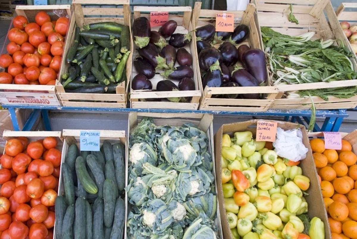 Cum să alegi în mod corect legumele şi fructele din piaţă?