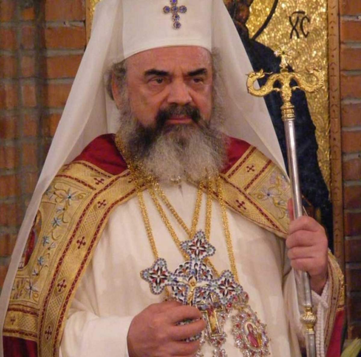 EXCLUSIV / Biserica Ortodoxă Română vinde ţigări! Document exploziv! Slujitorii Domnului fac bani din "iarba dracului"!