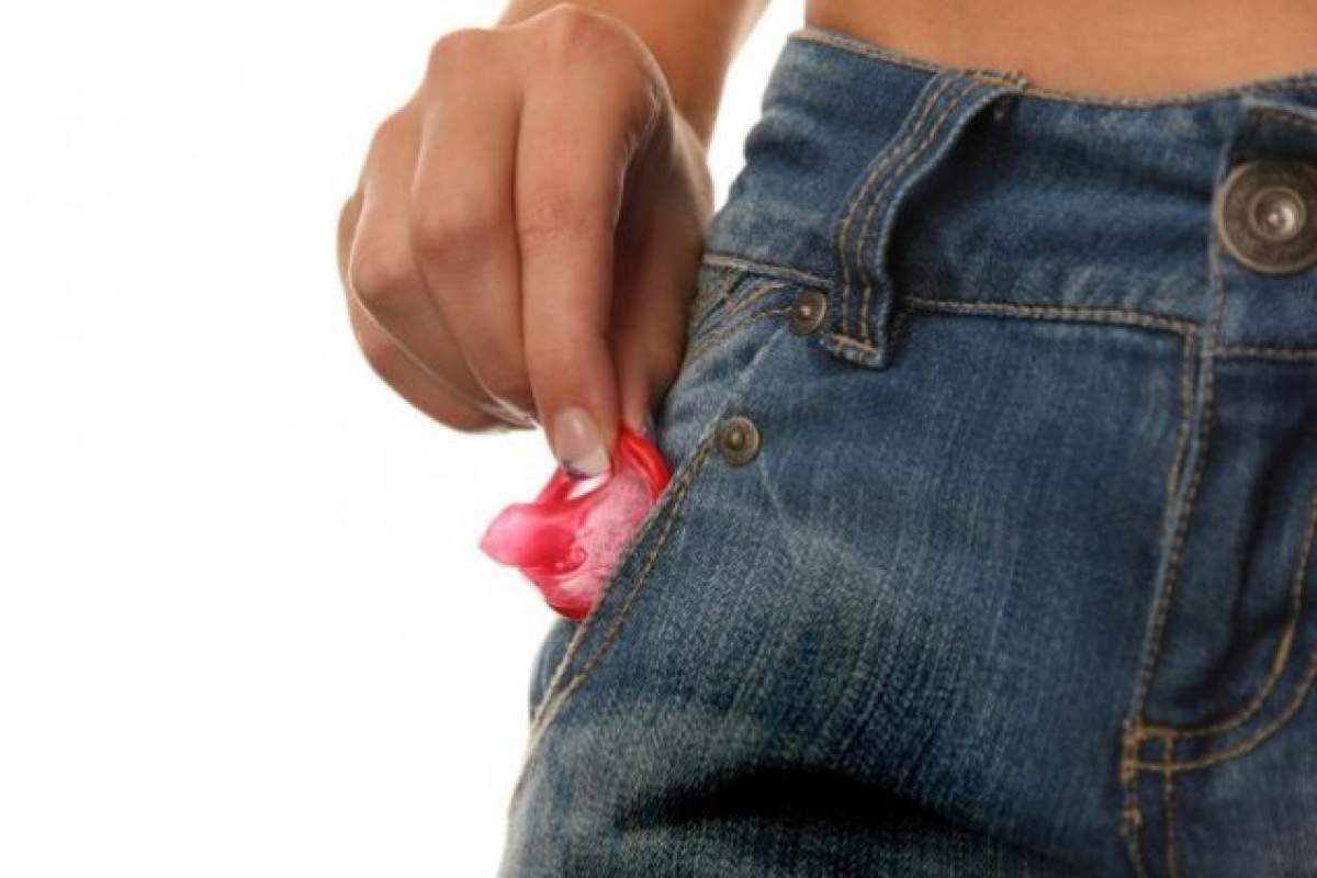 S-a inventat prezervativul care detectează infecțiile cu transmitere sexuală! Uite despre ce este vorba