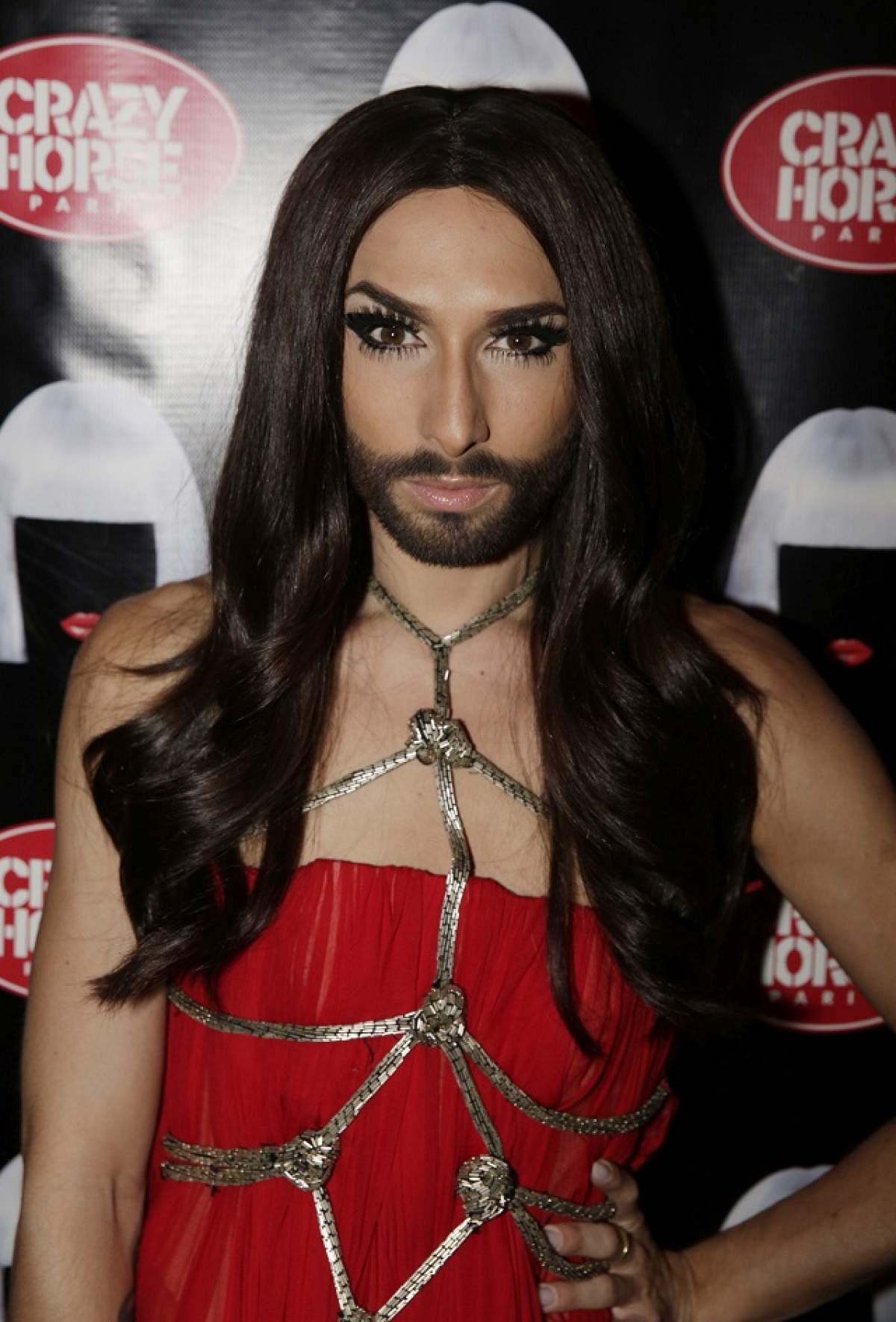 Imaginea pe care nu credeam că o s-o vedem vreodată! Conchita Wurst, GOALĂ la duş!