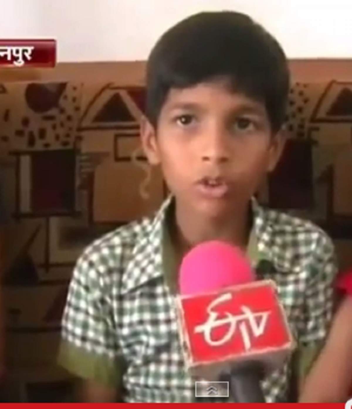 VIDEO / Un băiat din India a devenit celebru, după ce a surprins un OZN! Imaginea a făcut înconjurul lumii
