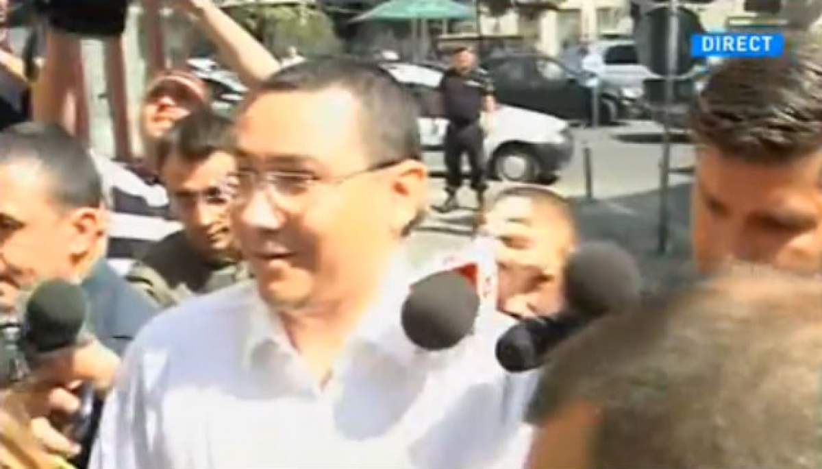 VIDEO / Premierul Victor Ponta, în cârje la sediul DNA pentru audieri