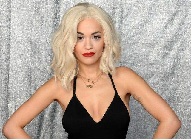 Rita Ora, fără lenjerie initmă pe Instagram