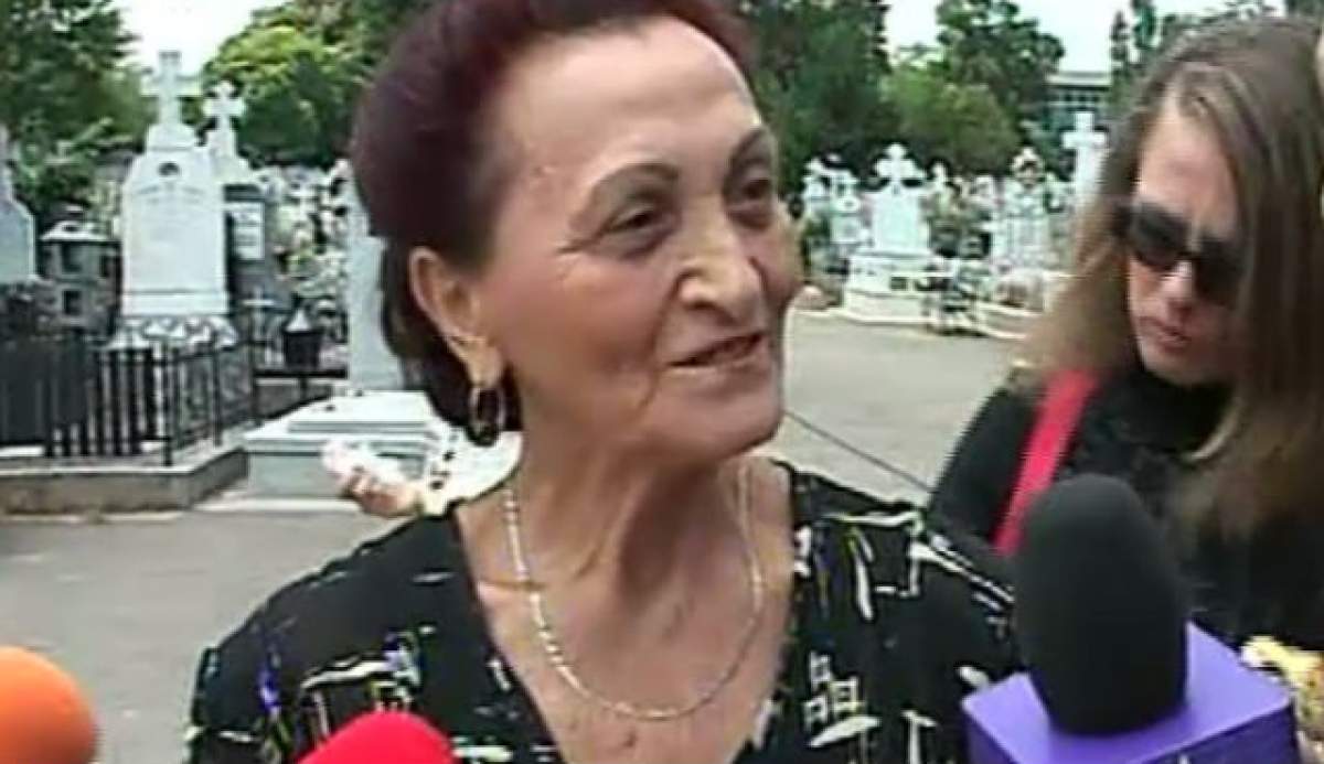 VIDEO / Mama Mădălinei Manole, în lacrimi la mormântul "Fetei cu părul de foc": "Îmi doresc să-mi ţin nepotul în braţe"