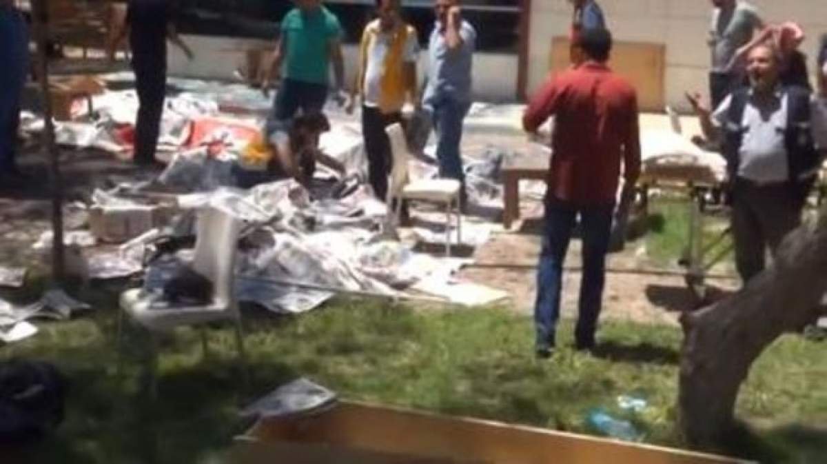VIDEO ŞOCANT  din timpul atentatului terorist din TURCIA, unde PESTE 30 de persoane au fost ucise