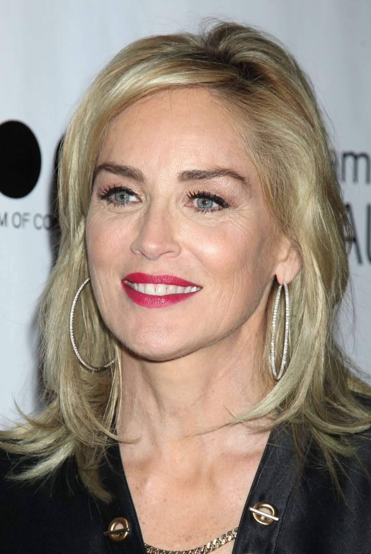 FOTO / Sharon Stone, de nerecunoscut! Cum arată actriţa nemachiată la 57 de ani