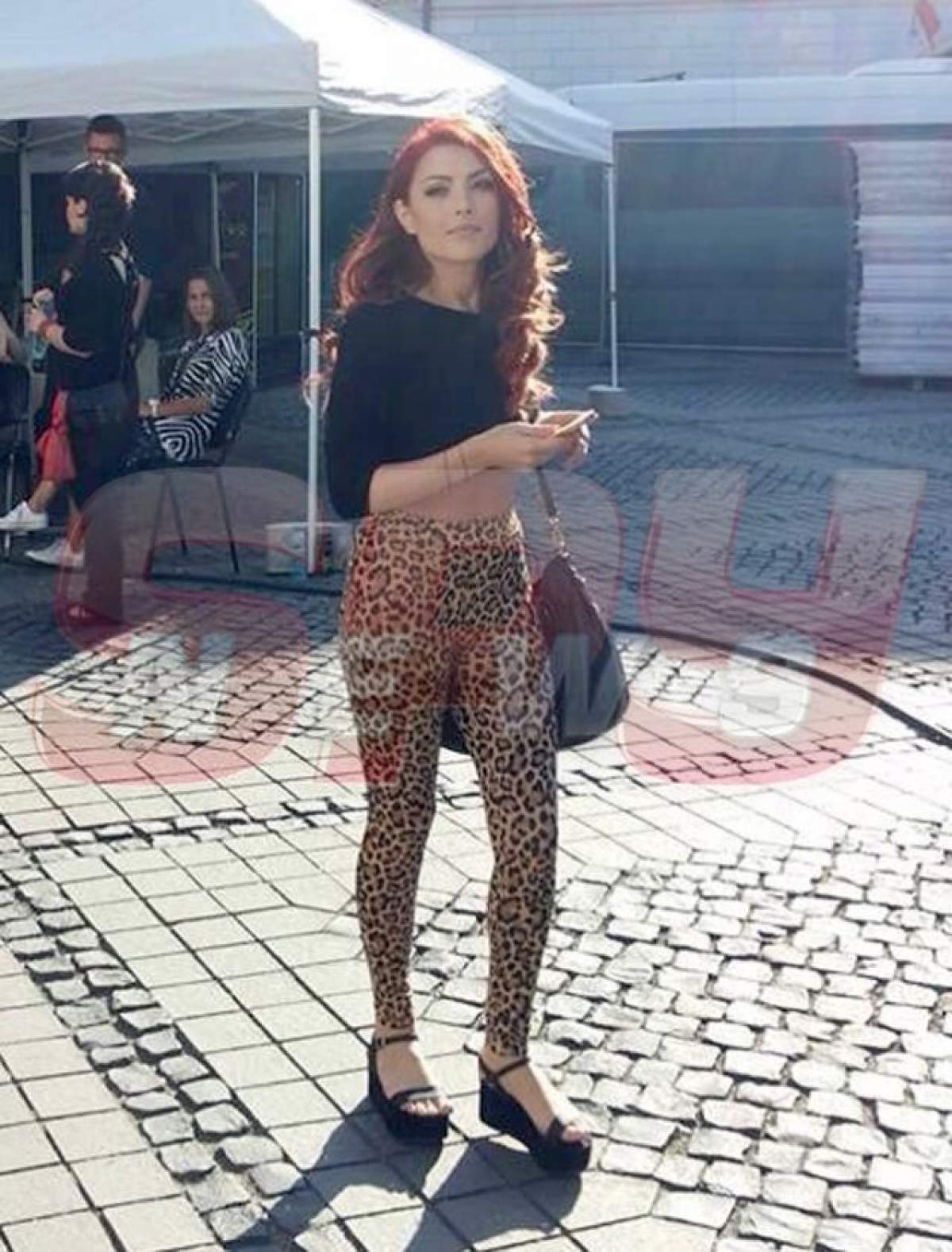 Elena Gheorghe, tatuată și cu un look spectaculos