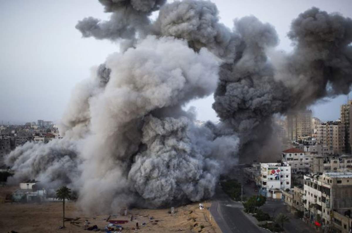 Israelul a bombardat Siria şi Liban. Până acum s-au înregistrat cel puţin cinci persoane decedate