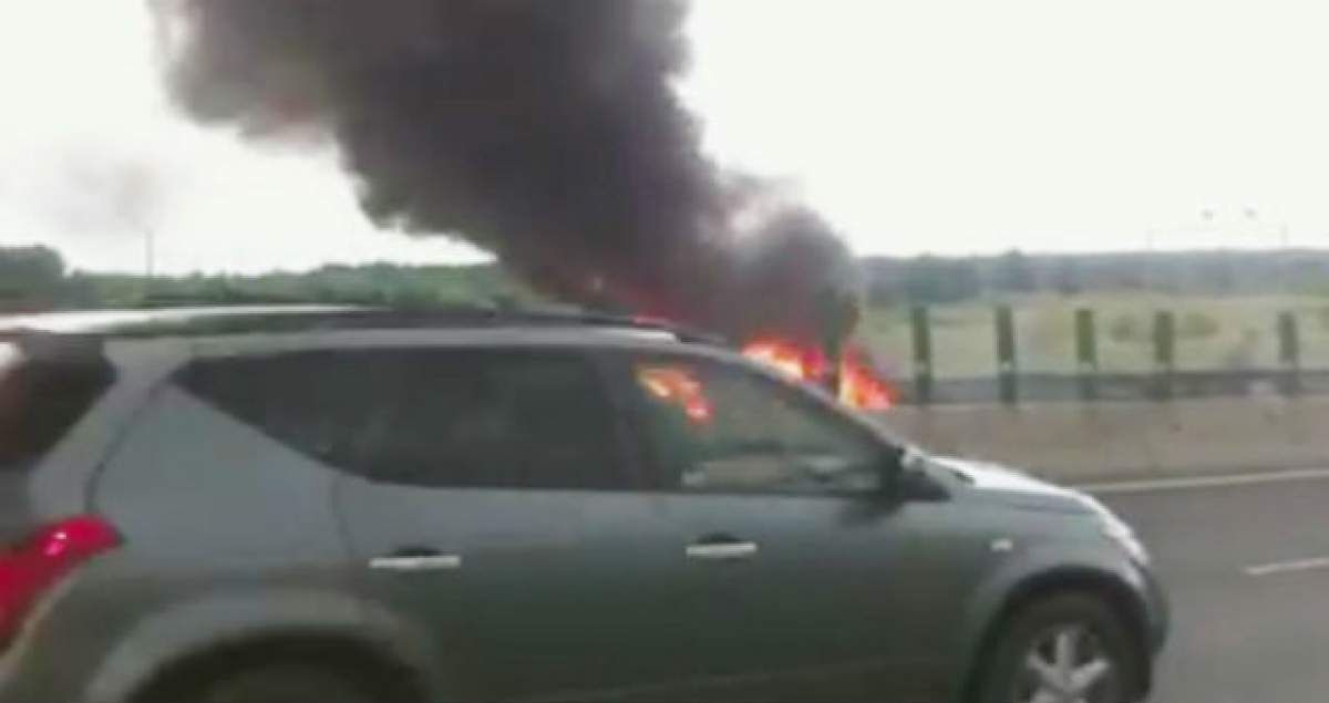 Panică în Bucureşti! O maşină a luat foc pe centura Capitalei