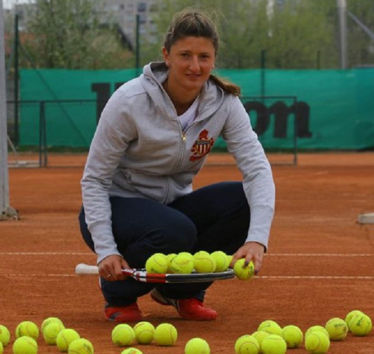 Irina Begu, învinsă de Șarapova în turul al treilea la Wimbledon