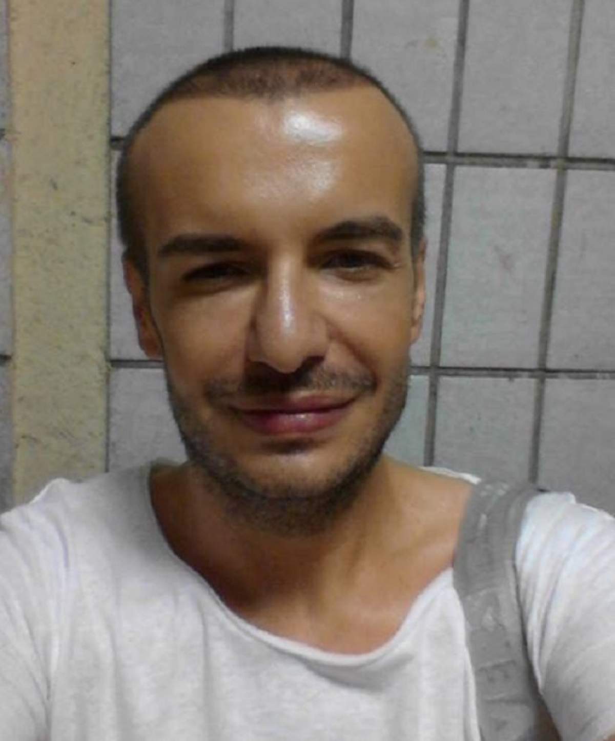 Răzvan Ciobanu a lăsat maşina pentru metrou! Designerul s-a lovit de o surpriză când a ajuns la subteran