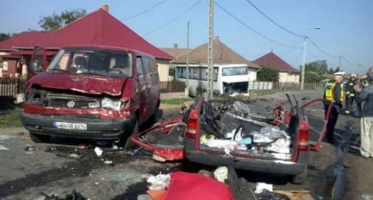 FOTO / Accident mortal în Dâmboviţa! Doi tineri au murit pe loc, iar alţi doi au fost grav răniţi din cauza vitezei mari