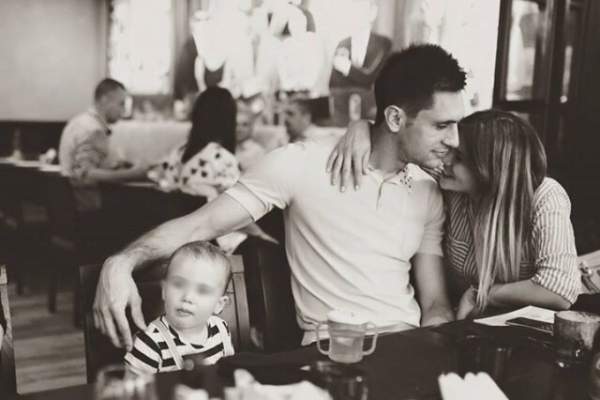 Primele poze cu burtica iubitei lui Ciprian Tătăruşanu! Uite cât de sexy este Nety gravidă în şapte luni!