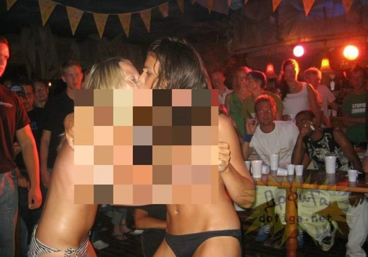 FOTO EXPLOZIV / Adolescente moarte de bete într-o discotecă de la sat. Minorele s-au dezbrăcat şi au rămas în sânii goi, iar apoi s-au atins şi s-au sărutat