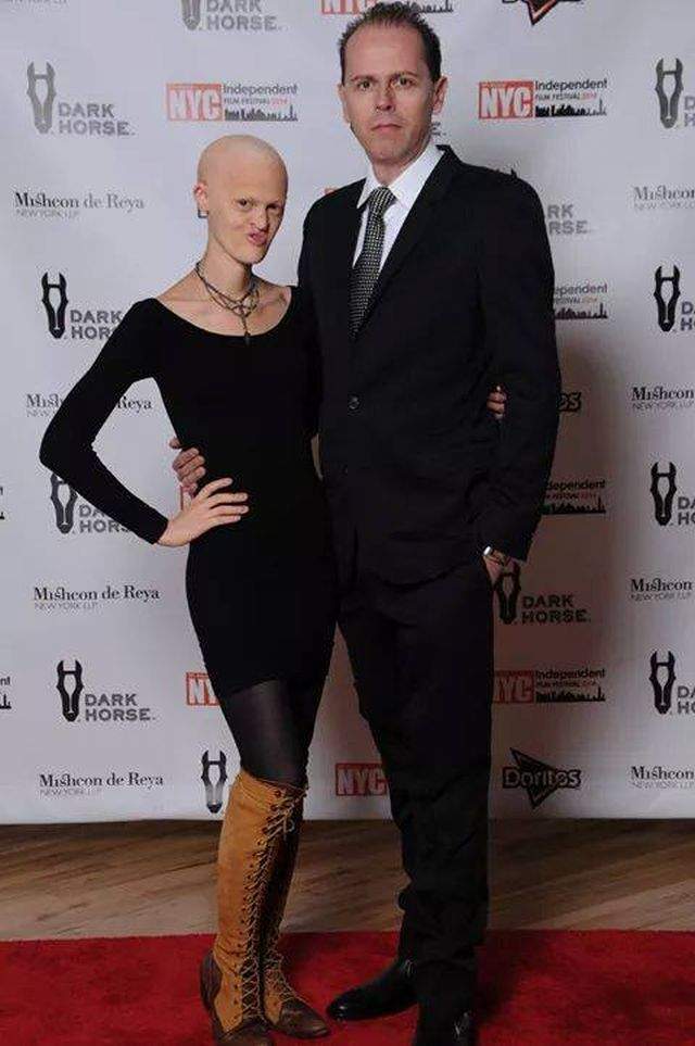 FOTO / Imaginile cu ea îţi vor da coşmaruri. Melanie Gaydos este considerat cel mai urât model din lume