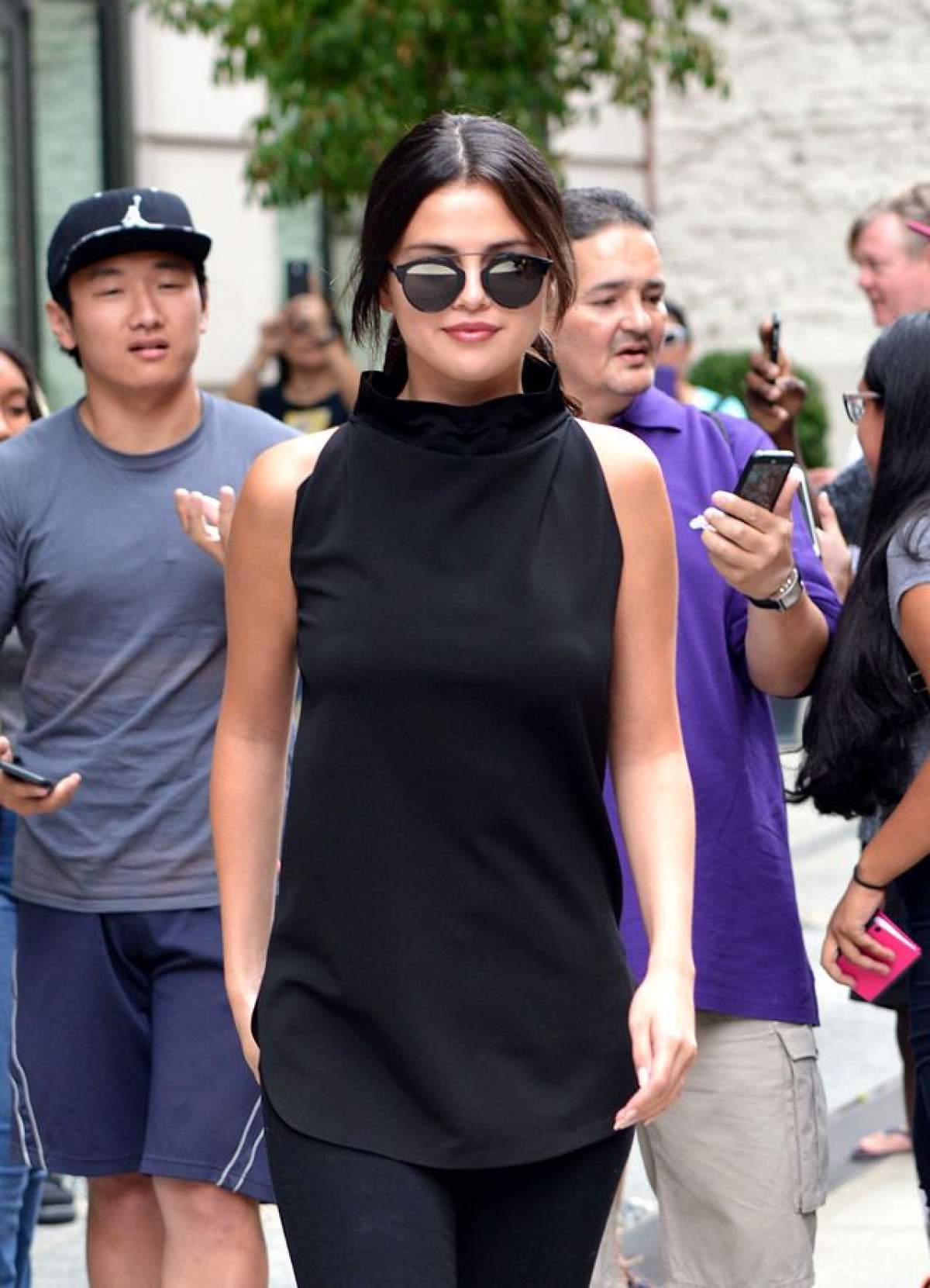 A spus TOT! Cine este cel care a dezvirginat-o pe Selena Gomez