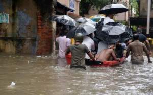FOTO & VIDEO / Peste 100 de persoane au murit în India din cauza ploilor și a inundațiilor din ultima săptămână