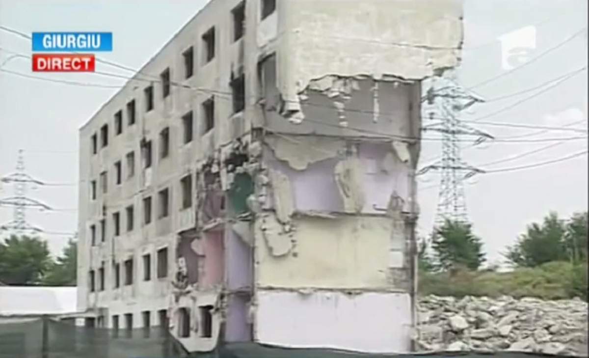 VIDEO / Ca la noi la nimeni! Un bloc din Giurgiu a fost demolat din GREŞEALĂ