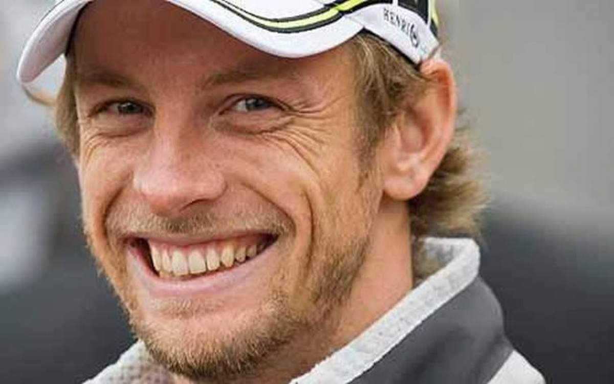 Pilotul de Formula 1 Jenson Button, jefuit la Saint-Tropez