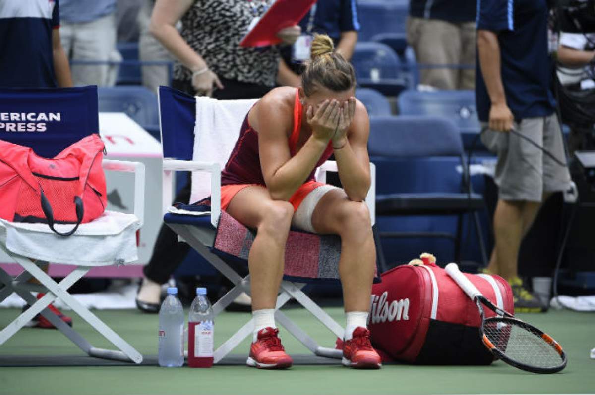 Simona Halep, ELIMINATĂ în semifinalele US Open! Flavia Pennetta a învins-o cu scorul de 6-1, 6-3