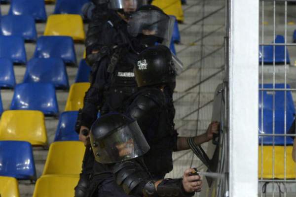 Fotbalist ridicat de jandarmi înainte de partida ACS Poli - Steaua! A fost dus la secţie şi ce s-a întâmplat acolo este incredibil