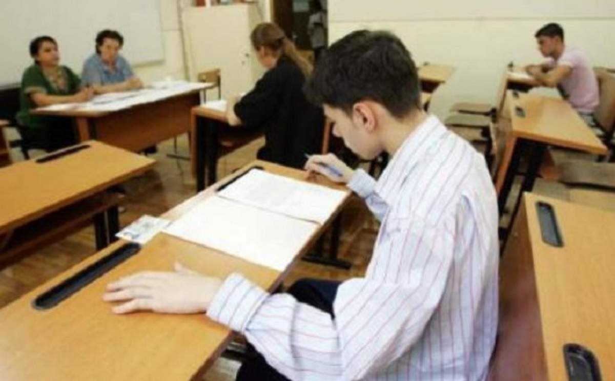 Scene de groază la ŞCOALĂ! Un elev de 16 ani s-a aruncat pe geam