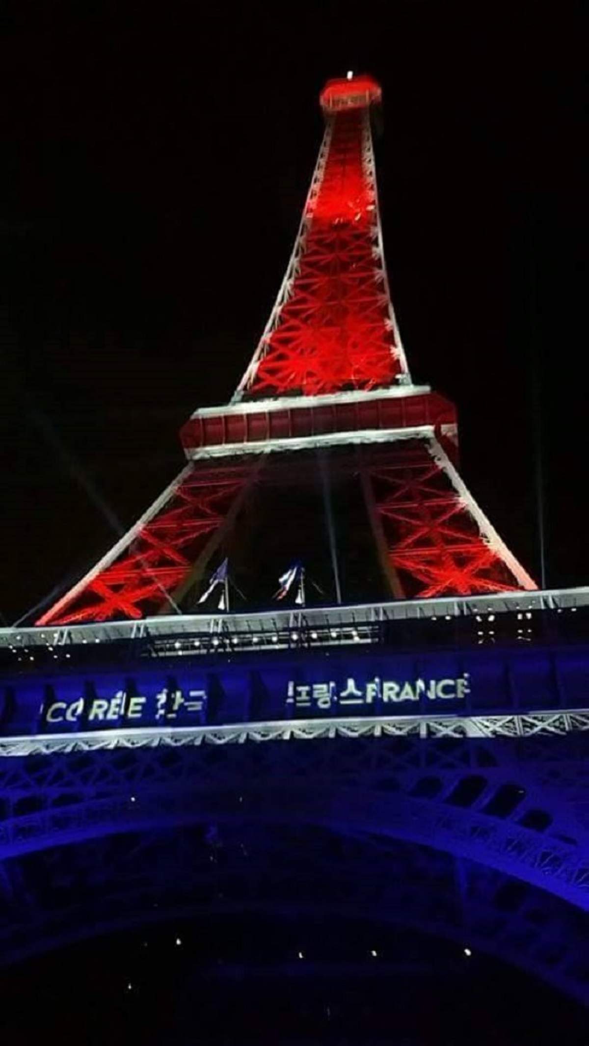 Turnul Eiffel, închis din cauza atacurilor teroriste!