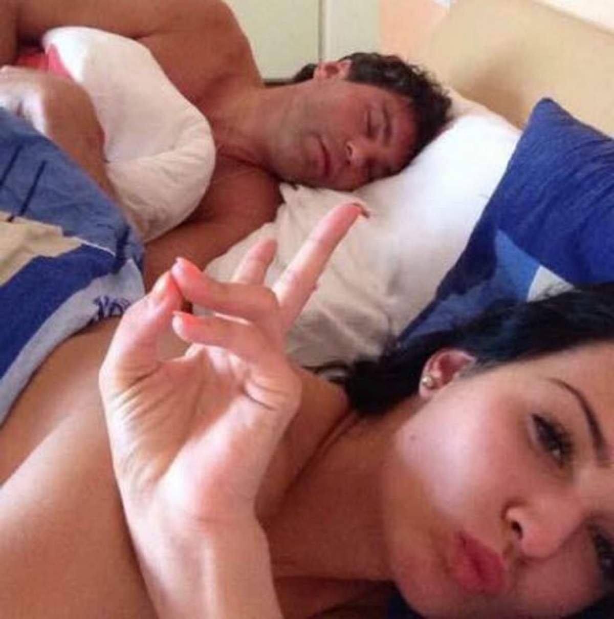 A  vrut să şantajeze unul dintre cei mai cunoscuţi bărbaţi din lume cu un "selfie după sex". A ajuns însă de râsul internetului. De ce i-a eşuat planul