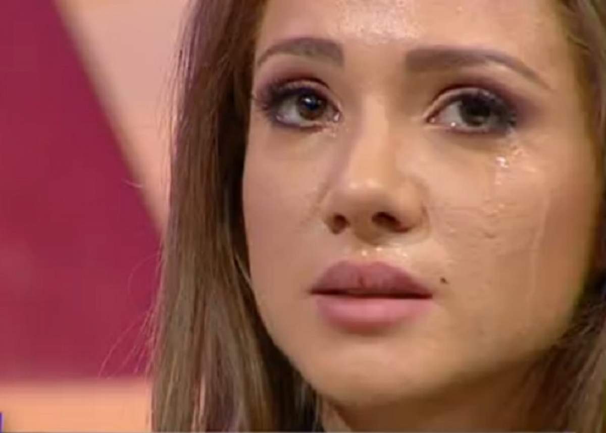 Otilia Bilionera, în lacrimi la televizor! Despărţirea de iubitul turc a băgat-o în depresie!