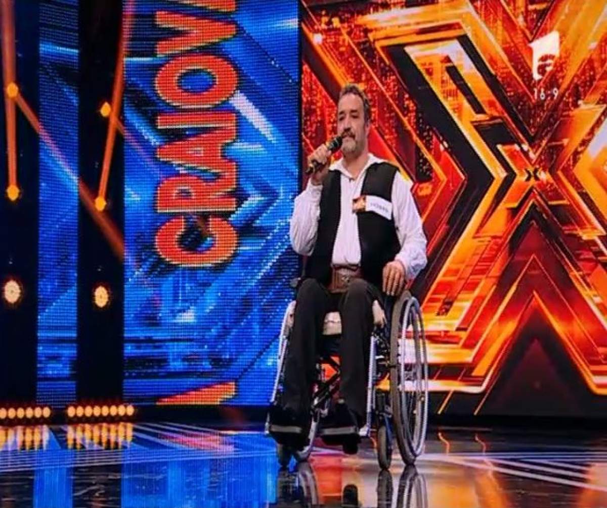 FOTO&VIDEO/ MOMENTE DRAMATICE LA "X FACTOR". Dani Oţil, în lacrimi după ce a auzit povestea de viaţa a unui concurent în scaun cu rotile