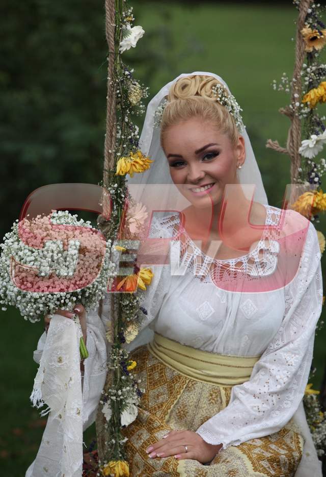 FOTO / Imagini nemaivăzute de la nunta lui Marcel Toader cu Maria Constantin