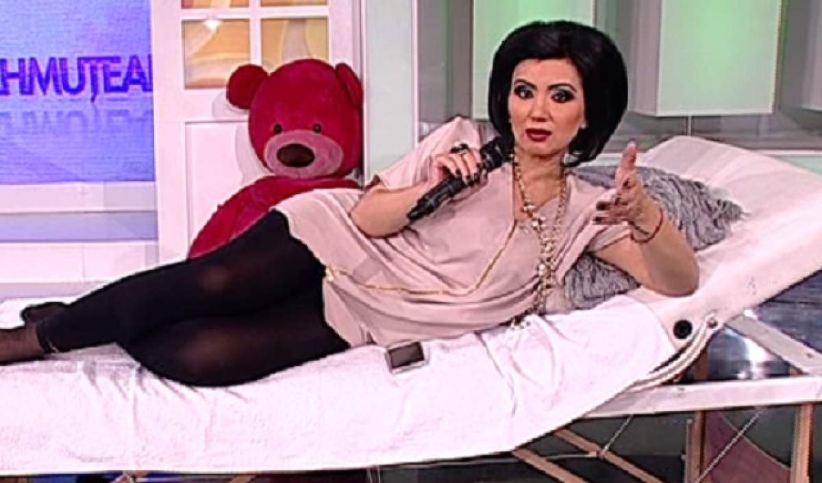Adriana Bahmuţeanu, obligată de medic să prezinte emisiunea din vârful patului: "Visurile devin realitate"