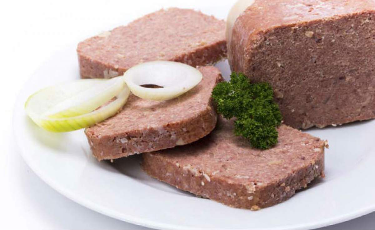 După ce vei citi asta, nu vei mai mânca niciodată conserve din carne! De sub capac pândeşte cancerul la stomac