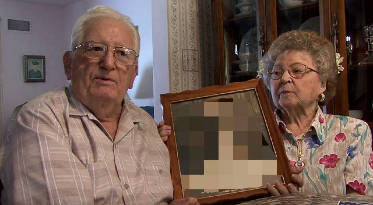 ATENŢIE MIRESE! A plătit 74 de lei pentru rochia pe care a purtat-o în ziua cea mare. Arată aşa şi nu o să ghiciţi din ce este realizată!