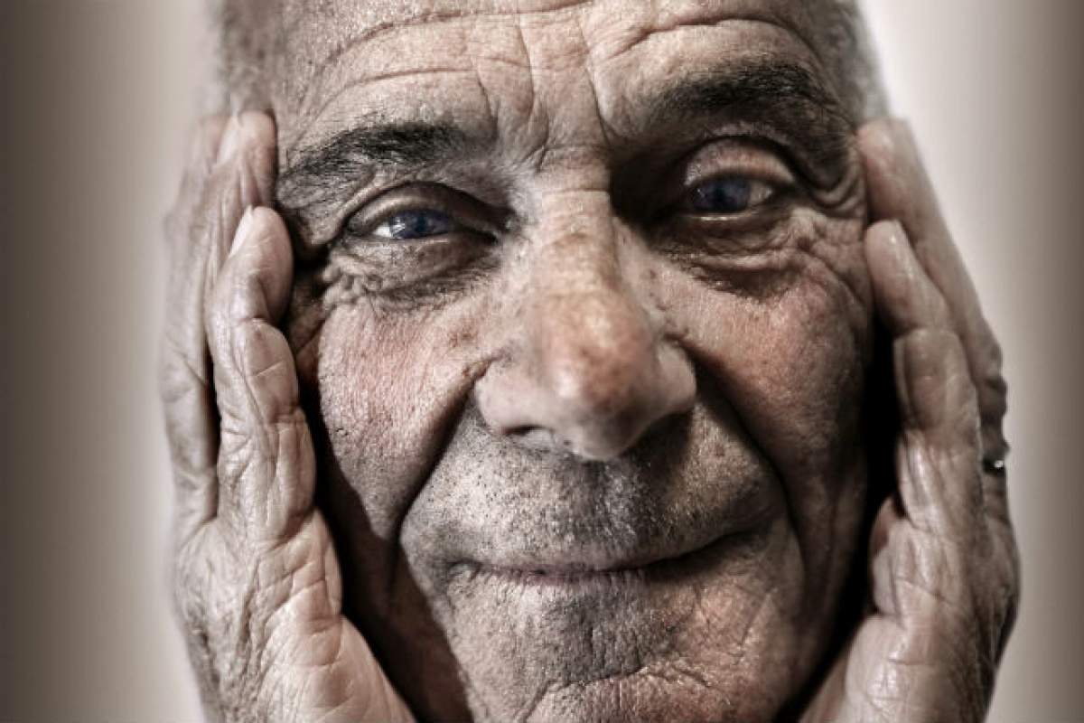 Cine nu are bătrâni să îşi cumpere. 45 de lecţii de viaţă pe care un om de 90 de ani ni le dă