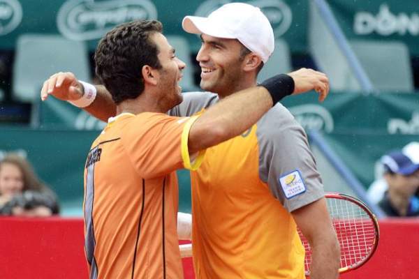 Horia Tecău şi partenerul său, Julien Roger, s-au calificat în sferturi la Australian Open