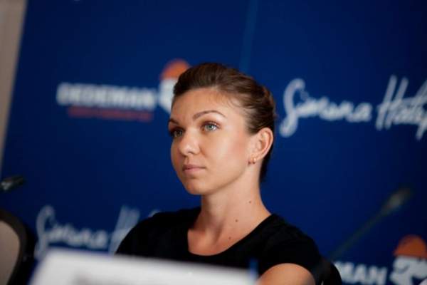 Lovită de patriotism, Simona Halep a schimbat macazul şi participă la FED Cup: "Să reprezint România e o onoare pentru mine"