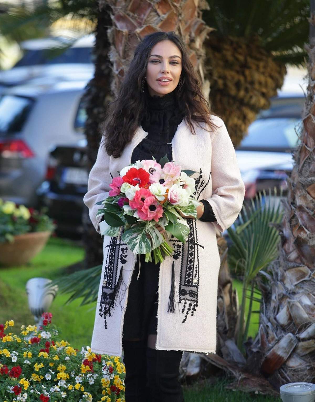 Mădălina Ghenea, răvășitoare pe covorul roșu. Și celor mai aspri critici le-au plăcut ținuta ei