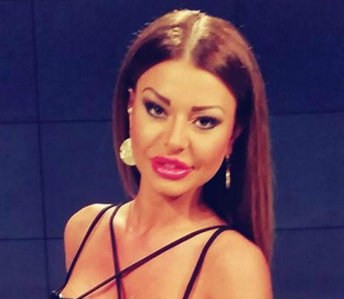 Ana Mocanu, poză în costum de baie printre cearceafuri! Patul răvăşit a atras atenţia