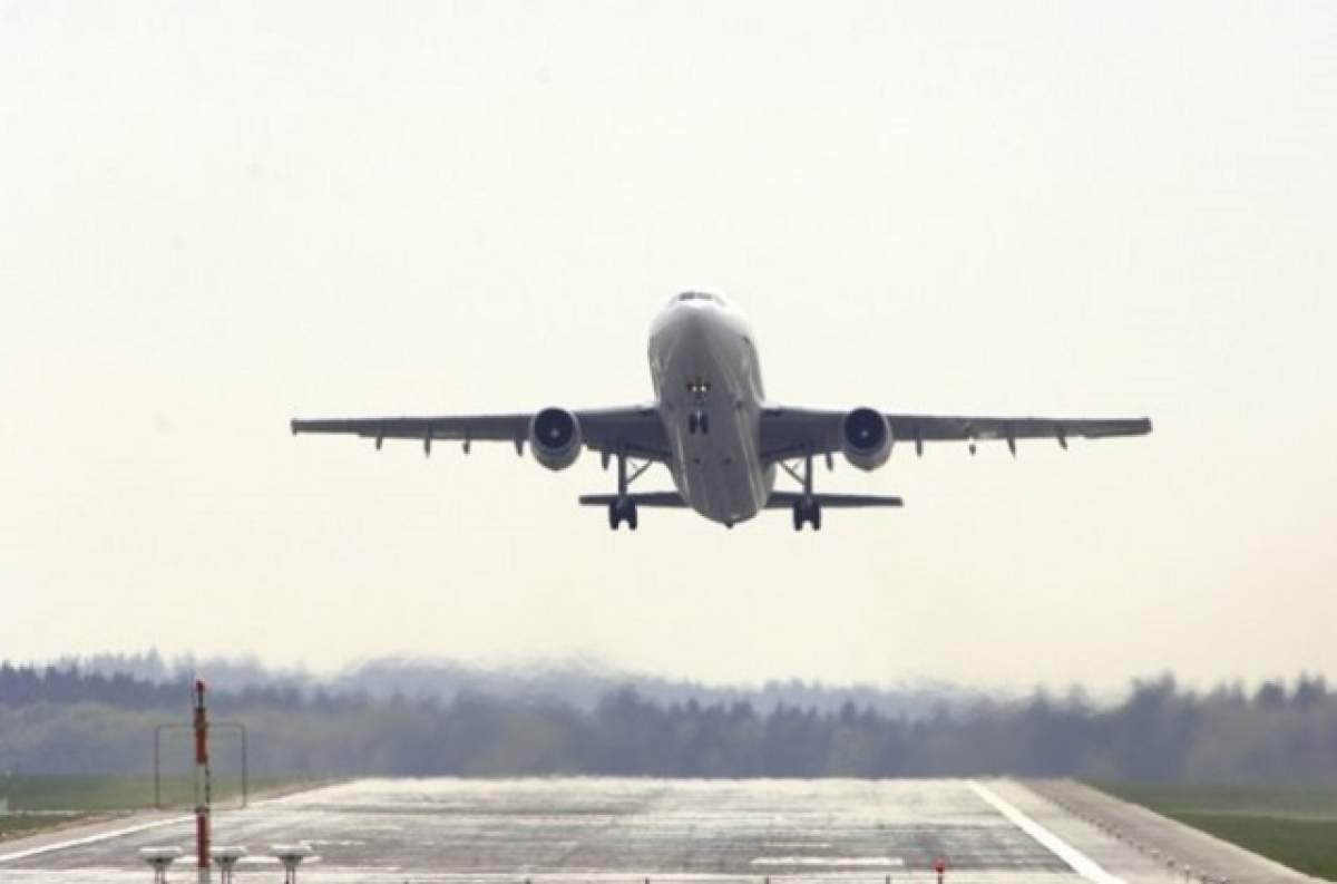 Un avion a ieşit de pe pistă în momentul aterizării pe aeroportul din Cluj! La bord se aflau peste 100 de pasageri
